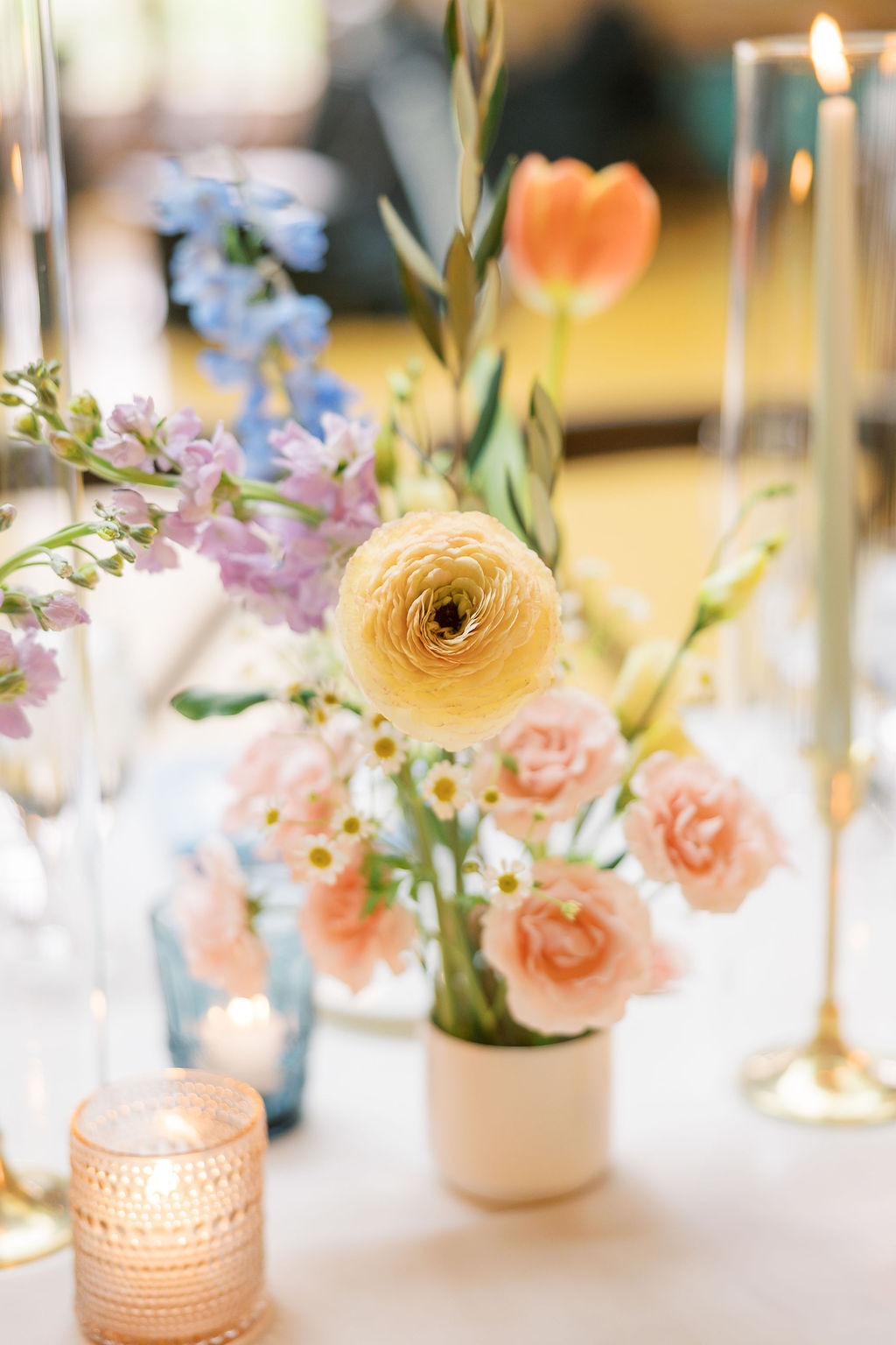 closeup of flowers on the reception table of an outdoor wedding venue in chicago
